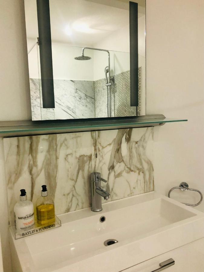 2 Bedroom Apartment Close To Camden Town London Exteriör bild