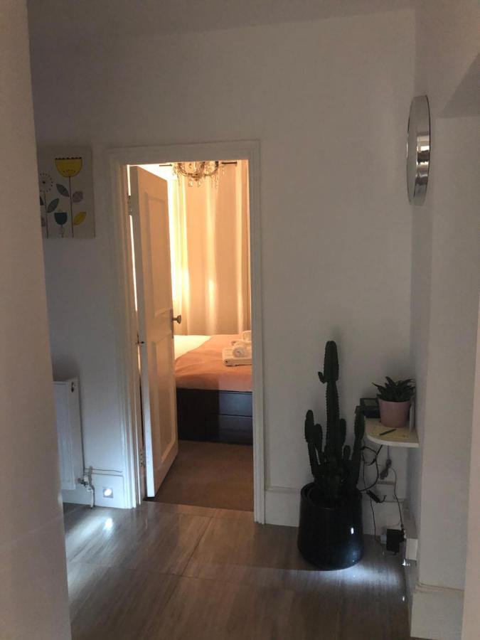2 Bedroom Apartment Close To Camden Town London Exteriör bild